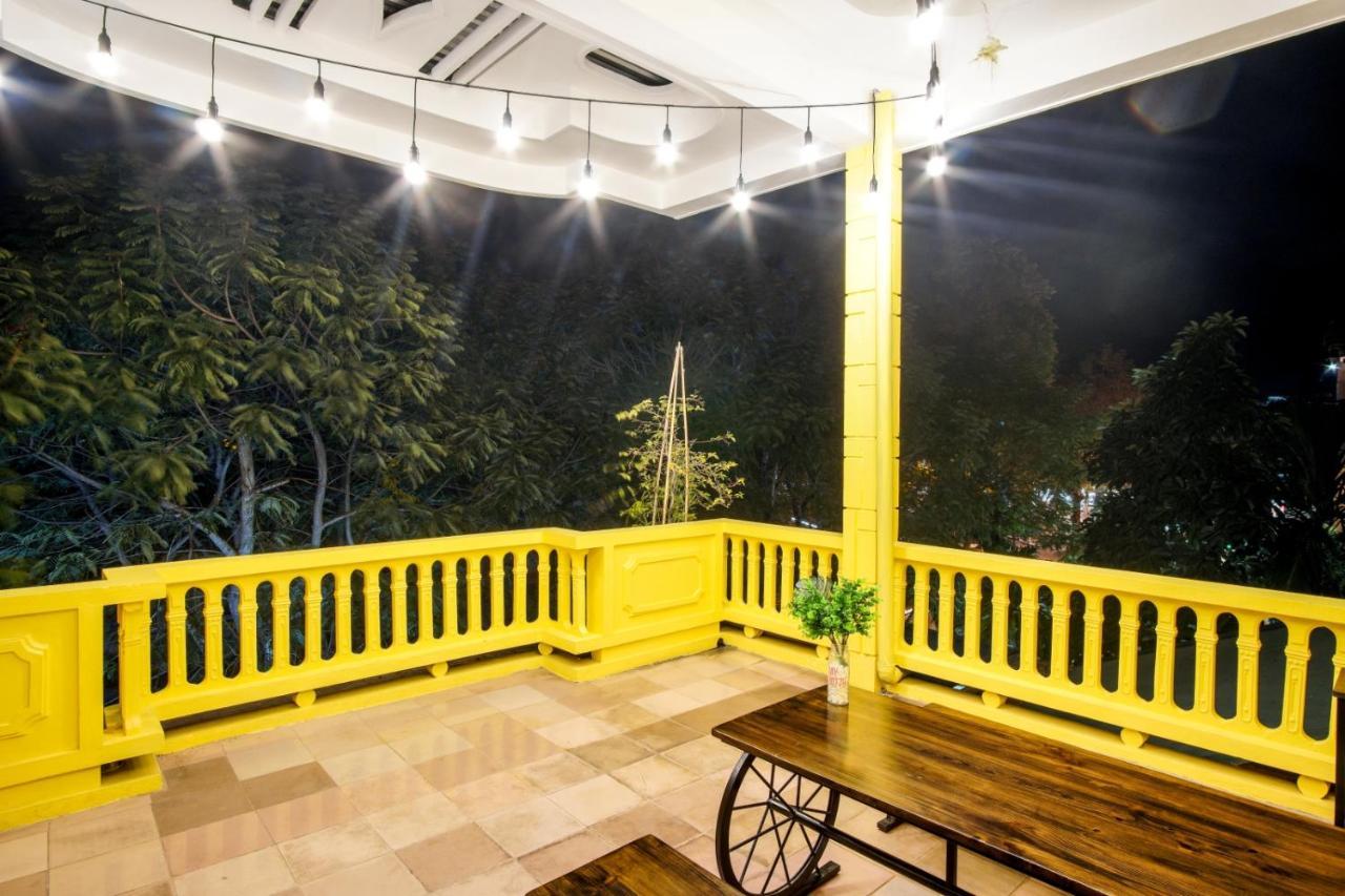 Vivu Homestay Hue Exterior photo